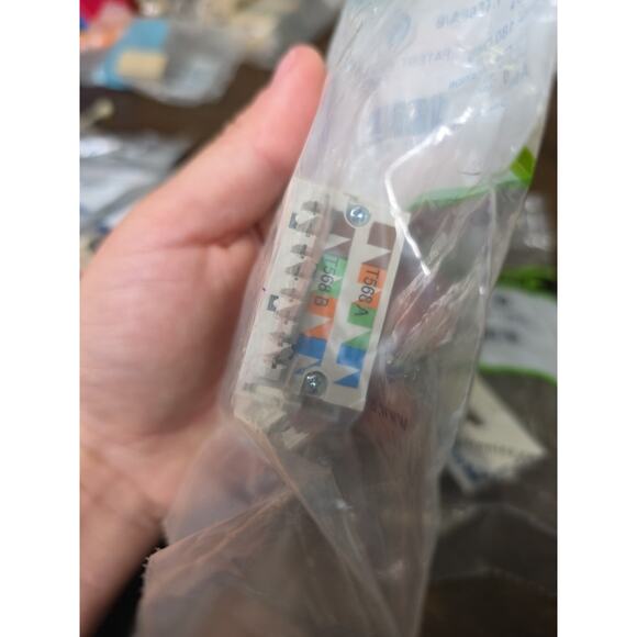 ORTRONICS CLARITY SERIES II. CAT 6 T588A/B. 2 Port. 8 POS Lot of 2 - Picture 14 of 16